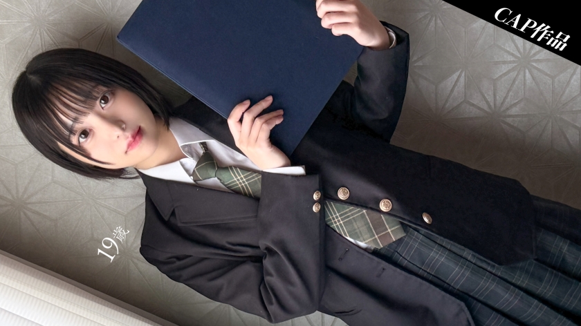 326FCT-196 我用第一人称视角拍摄了我第一次和一位胸部较小、短发、拥有秘密账号的女孩约会的视频作为纪念。