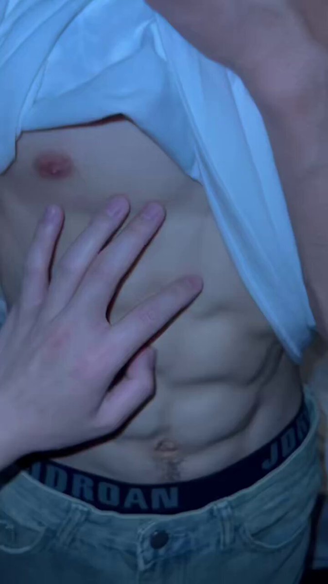 我硬起来了? 好帅啊??